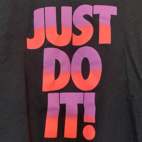 NIKE Youth “Just Do It” T-Shirt, Black, Large - Picture 2 of 6